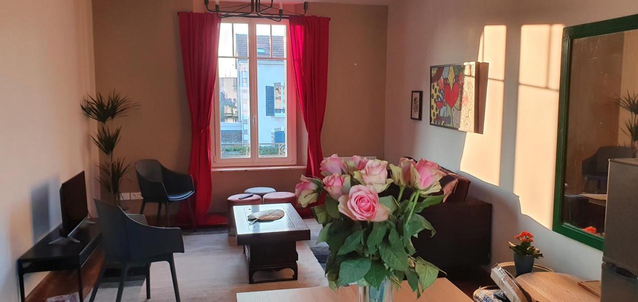Appartements Cdg Joigny Kültér fotó